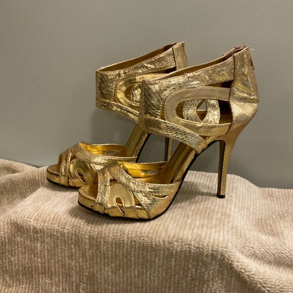 Wild Rose Platform Evening 4.5" Heels, Size 7.5 - Picture 4 of 6